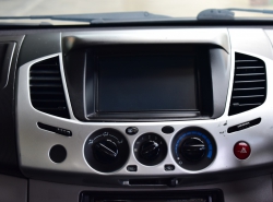 รถมือสอง MITSUBISHI TRITON ปี 2012 สีขาว