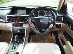 รถมือสอง HONDA ACCORD ปี 2013 สีน้ำตาล