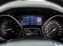 รถมือสอง FORD FOCUS ปี 2012 สีแดง