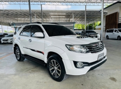 รถมือสอง TOYOTA FORTUNER ปี 2015 สีขาว