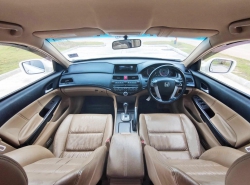 รถมือสอง HONDA ACCORD ปี 2010 สีขาว