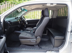 รถมือสอง TOYOTA HILUX REVO ปี 2018 สีเทา