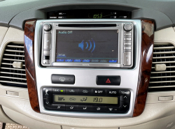 รถมือสอง TOYOTA INNOVA ปี 2013 สีขาว