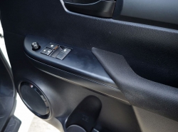 รถมือสอง TOYOTA HILUX REVO ปี 2018 สีขาว