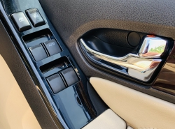 รถมือสอง ISUZU MU-X ปี 2017 สีขาว