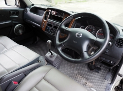 รถมือสอง NISSAN URVAN ปี 2011 สีเทา