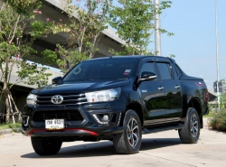 TOYOTA HILUX REVO ปี 2017