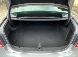 รถมือสอง MERCEDES-BENZ E-CLASS E300 ปี 2015 สีเทา