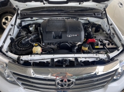 รถมือสอง TOYOTA FORTUNER ปี 2013 สีขาว