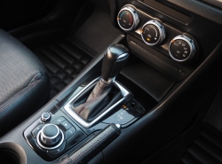 รถมือสอง MAZDA 3 ปี 2016 สีแดง