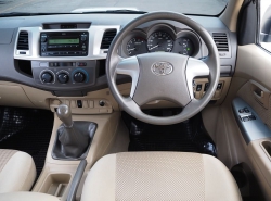 รถมือสอง TOYOTA HILUX VIGO ปี 2011 สีเทา