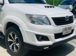 รถมือสอง TOYOTA HILUX REVO ปี 2013 สีขาว