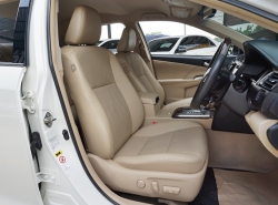 รถมือสอง TOYOTA CAMRY ปี 2012 สีขาว