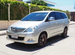 TOYOTA INNOVA ปี 2012
