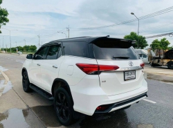 รถมือสอง TOYOTA FORTUNER ปี 2017 สีขาว