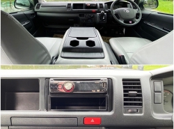 รถมือสอง TOYOTA HIACE ปี 2017 สีขาว