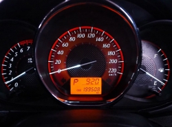 รถมือสอง TOYOTA YARIS ปี 2015 สีแดง