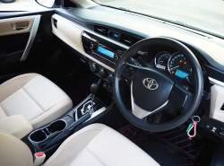 รถมือสอง TOYOTA COROLLA ALTIS ปี 2016 สีบรอนซ์