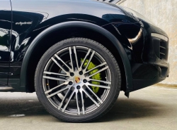 รถมือสอง PORSCHE CAYENNE ปี 2015 สีดำ