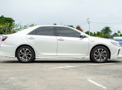 รถมือสอง TOYOTA CAMRY ปี 2017 สีขาว