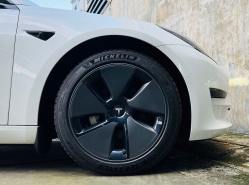 รถมือสอง TESLA 3 ปี 2021 สีขาว