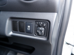 รถมือสอง MITSUBISHI AIRTREK ปี 2016 สีขาว