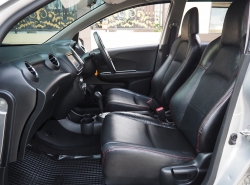 รถมือสอง TOYOTA HILUX REVO ปี 2012 สีขาว