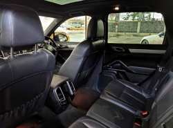 รถมือสอง PORSCHE CAYENNE ปี 2013 สีดำ