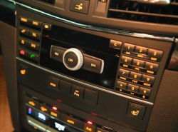 รถมือสอง MERCEDES-BENZ E-CLASS E250 AMG ปี 2011 สีขาว