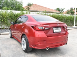 รถมือสอง MAZDA 2 ปี 2017 สีแดง