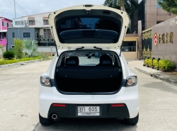 รถมือสอง MAZDA 3 ปี 2011 สีขาว