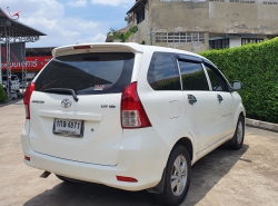 รถมือสอง TOYOTA AVANZA ปี 2013 สีขาว