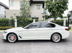 รถมือสอง BMW 5 SERIES 530I ปี 2021 สีขาว