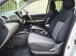 รถมือสอง MITSUBISHI TRITON ปี 2017 สีบรอนซ์