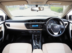 รถมือสอง TOYOTA COROLLA ALTIS ปี 2014 สีขาว