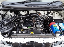 รถมือสอง TOYOTA INNOVA ปี 2012 สีขาว