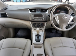 รถมือสอง NISSAN SYLPHY ปี 2015 สีดำ