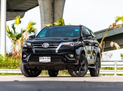 TOYOTA FORTUNER ปี 2016