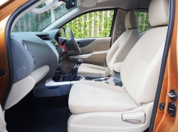 รถมือสอง NISSAN NP 300 NAVARA ปี 2018 สีส้ม
