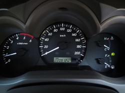 รถมือสอง TOYOTA HILUX VIGO ปี 2013 สีขาว