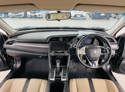 รถมือสอง HONDA CIVIC ปี 2017 สีดำ