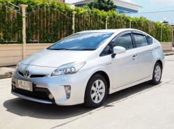 TOYOTA PRIUS ปี 2012