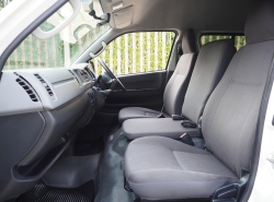 รถมือสอง TOYOTA HIACE ปี 2012 สีขาว