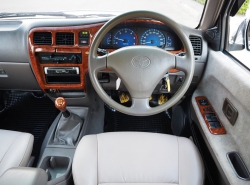 รถมือสอง TOYOTA HILUX TIGER ปี 2003 สีเทา