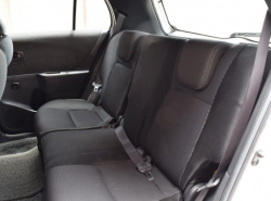 รถมือสอง TOYOTA YARIS ปี 2010 สีขาว