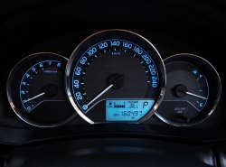 รถมือสอง TOYOTA COROLLA ALTIS ปี 2014 สีขาว