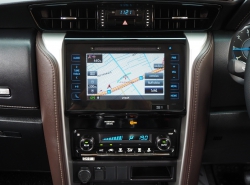 รถมือสอง TOYOTA FORTUNER ปี 2018 สีขาว