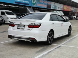 รถมือสอง TOYOTA CAMRY ปี 2015 สีขาว