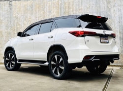 รถมือสอง TOYOTA FORTUNER ปี 2020 สีขาว