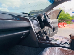 รถมือสอง TOYOTA CAMRY ปี 2017 สีเทา
